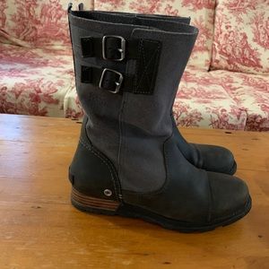 Sorel Grey Leather and Suede 7.5